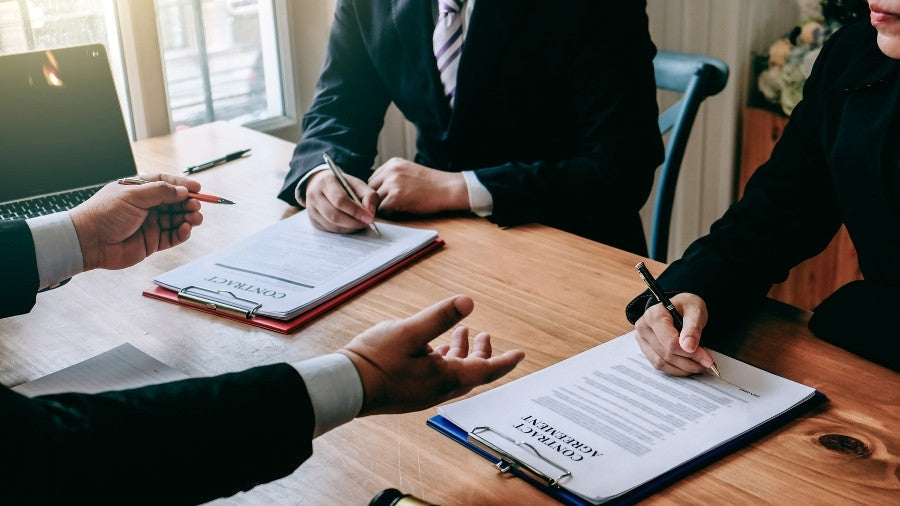 Signing a Music Contract Agreement for Music Licensing