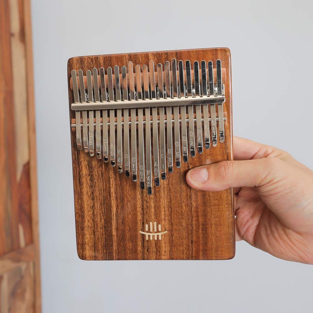 scale image of huluru kalimba