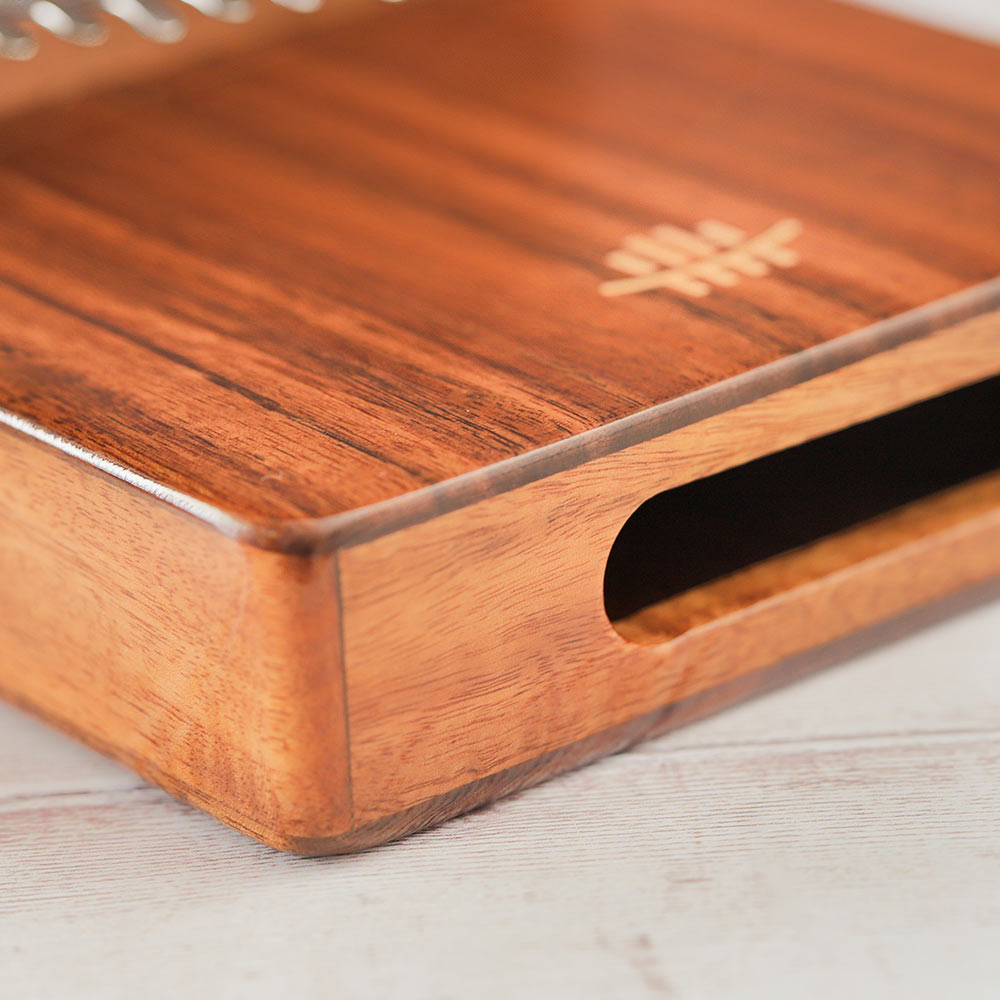 sound box hluru kalimba