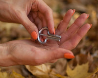how to play the jaw harp