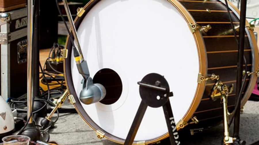 Microphone Recording Bass Drum
